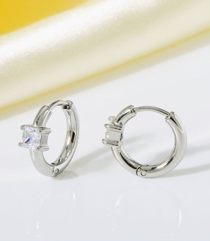 Aretes white stonesquare