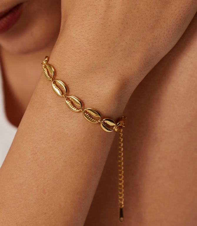 Brazalete de conchas