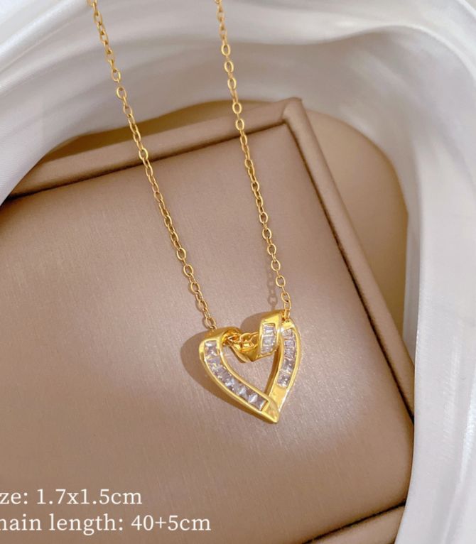 Collar diamond heart