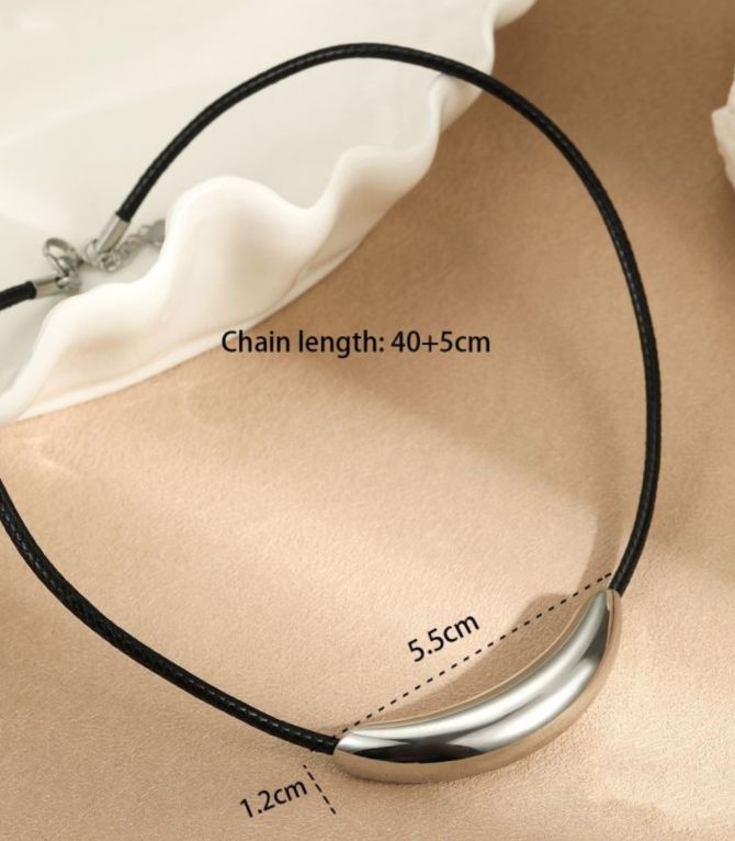 Collar silver curved pipe