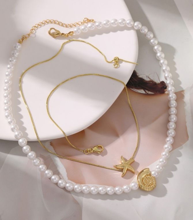 Collar conch pearl