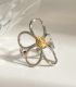 Anillo bicolor hollow flower