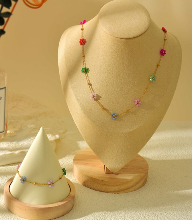 Collar y brazalete flores multicolor
