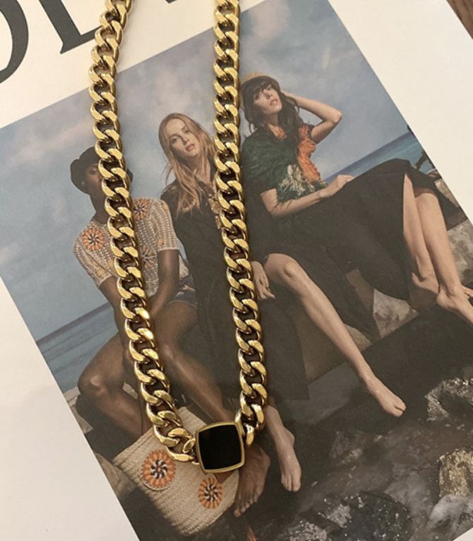 Collar chunky