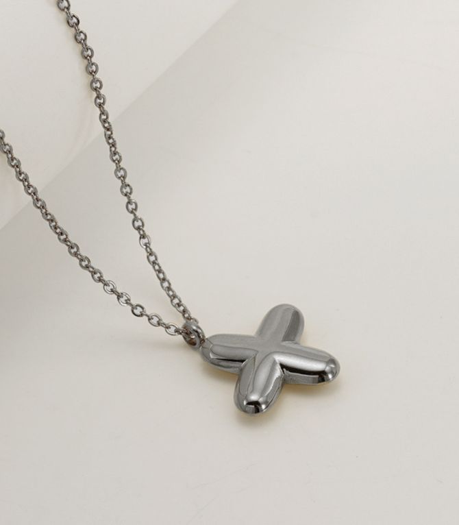 Collar plata letra x