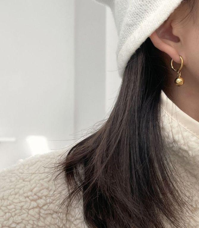 Aretes ball hoop