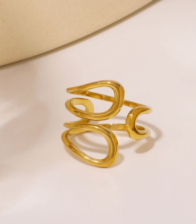 Anillo hollow