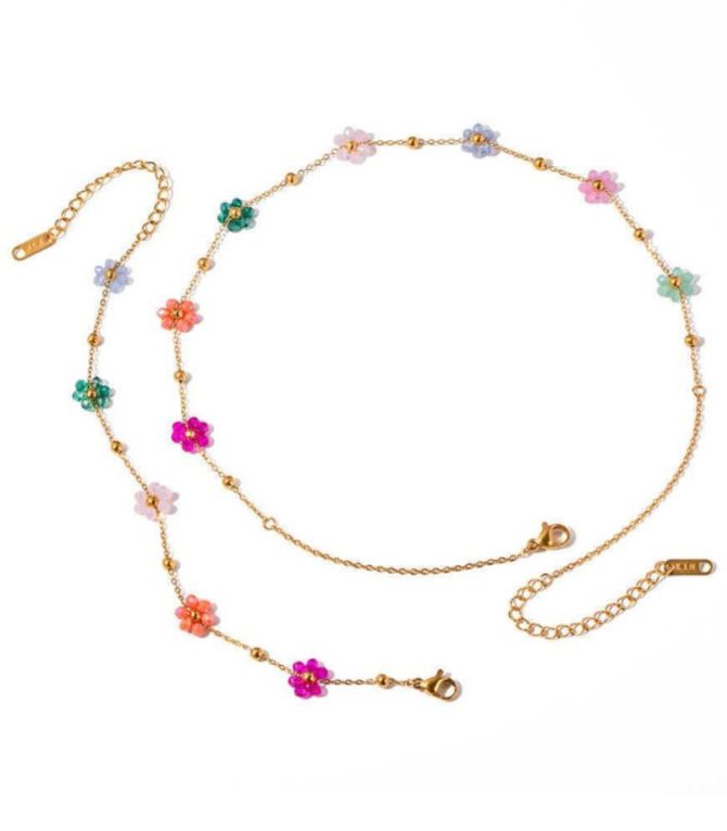 Collar colorful flower