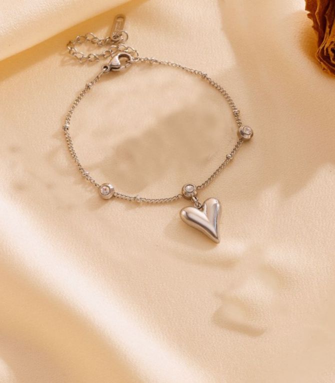 Tobillera plata corazón