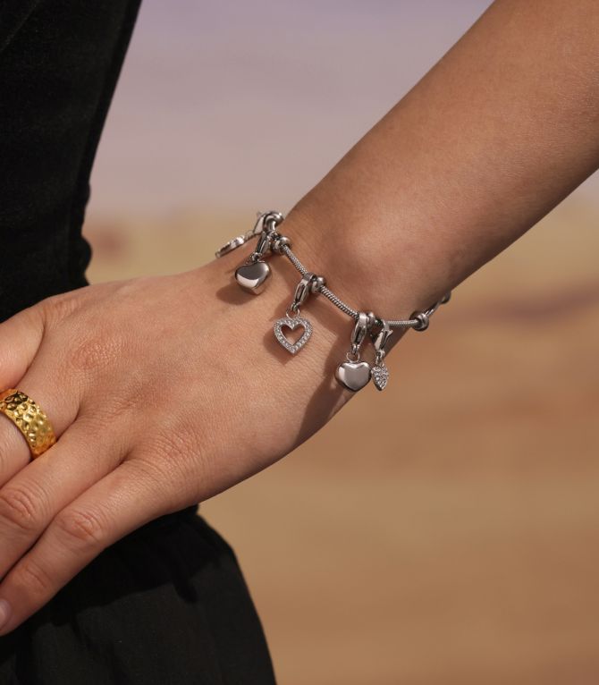 Brazalete plata charms corazon
