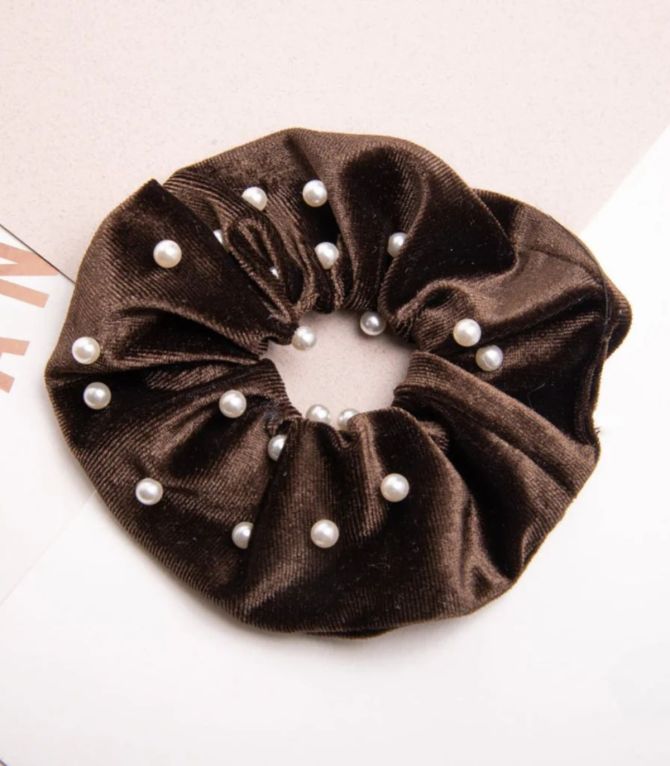 Liga cafe satin con perlas