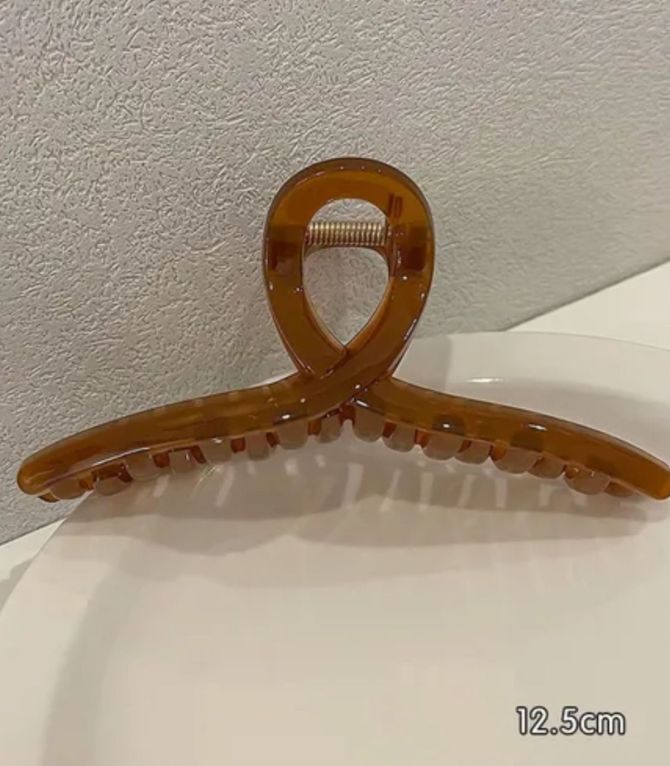 Broche ámbar