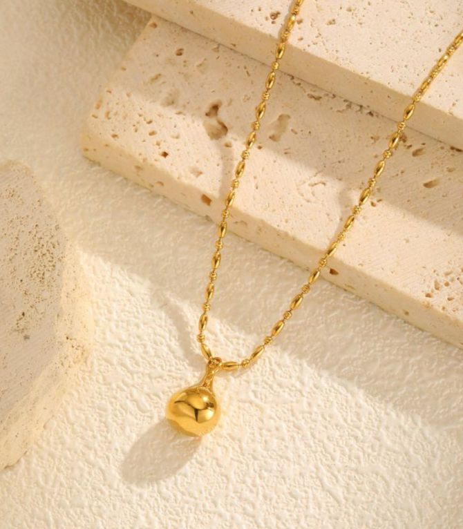 Collar teardrop