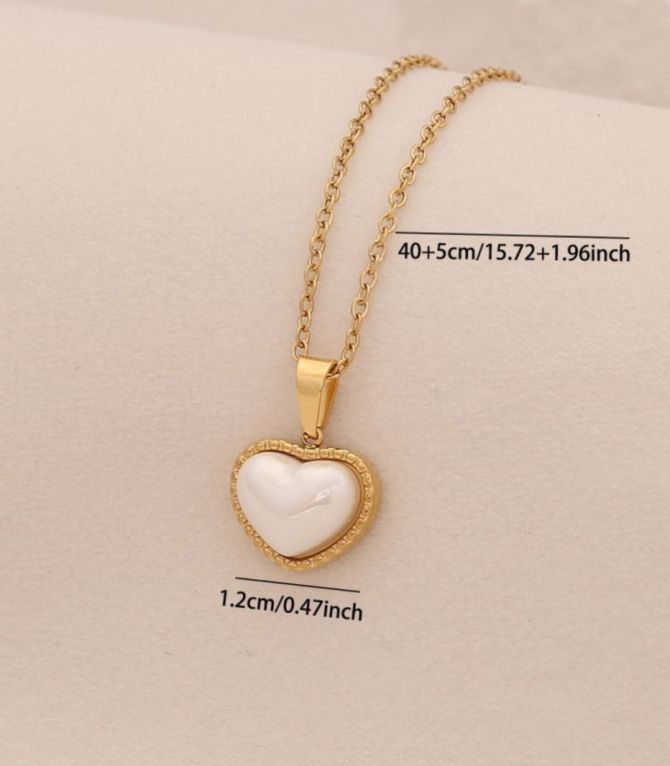 Collar pearl love