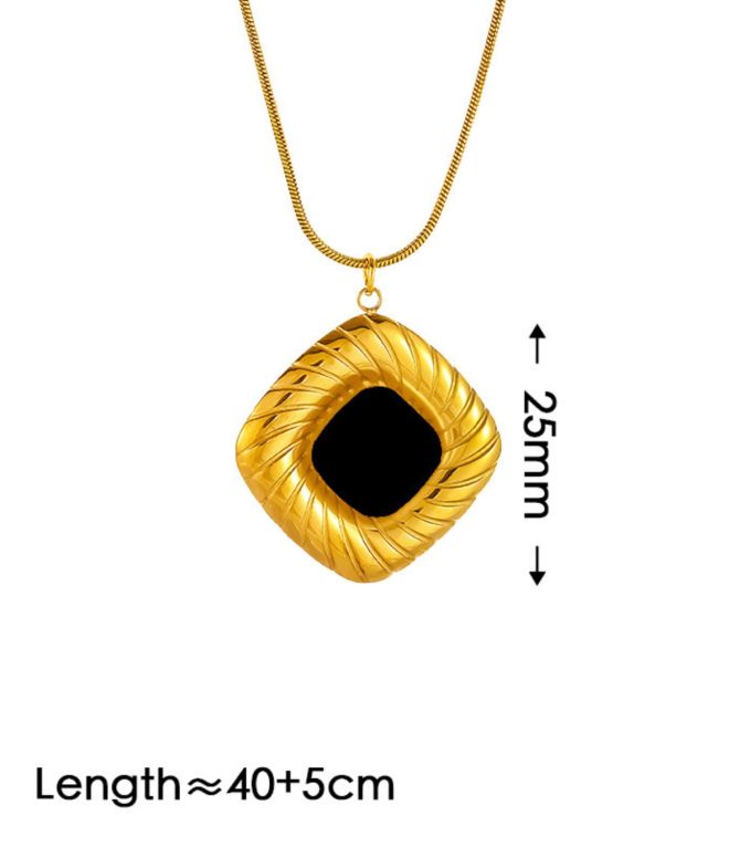 Collar black diamond