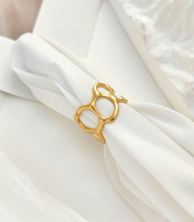 Anillo gold hollow