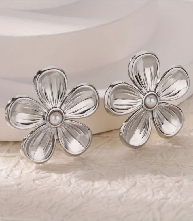 Aretes silver flower