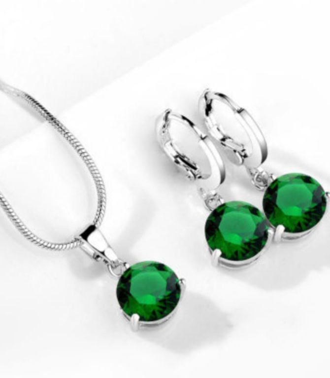 Collar y aretes set verde