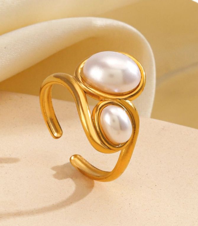Anillo con 2 perlas