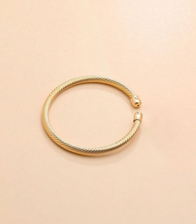 Brazalete gold cuff