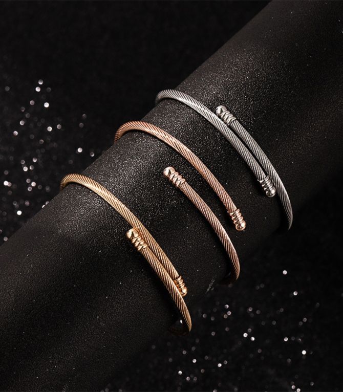 Brazalete cable oro rosado