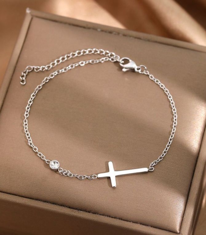 Brazalete cruz plata