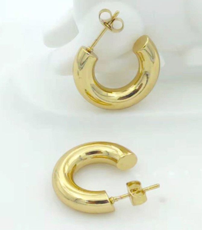 Aretes dorados c shaped 4*20