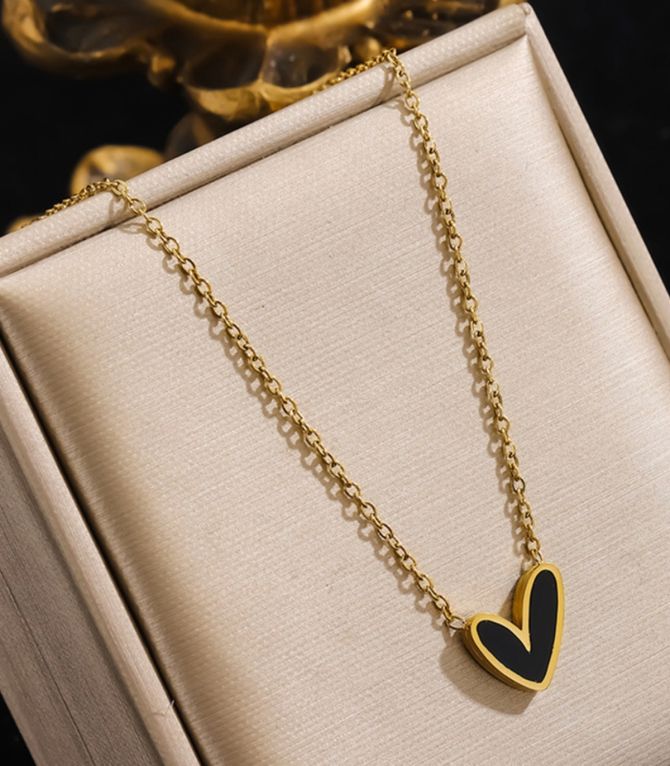 Collar heart black