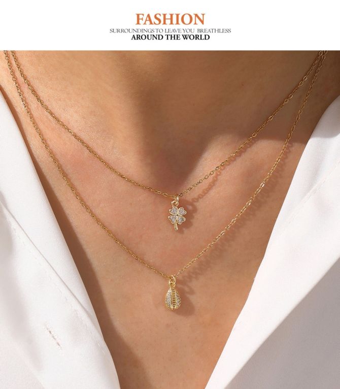 Collar gold airplane
