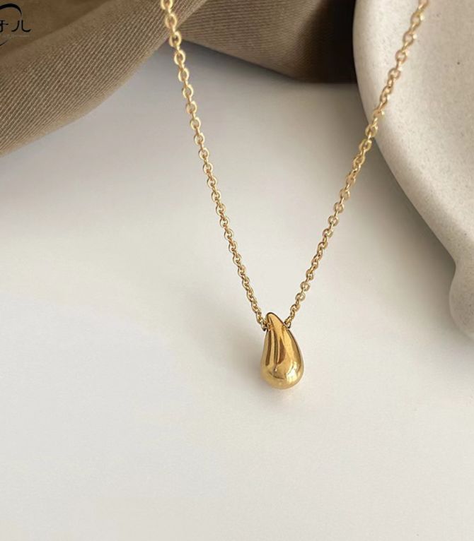 Collar gold teardrop