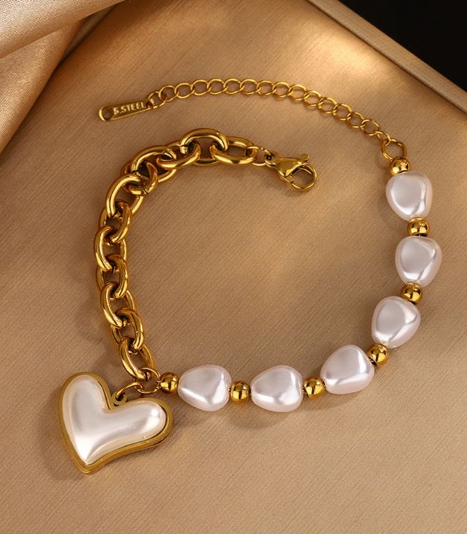Brazalete pearl beaded heart