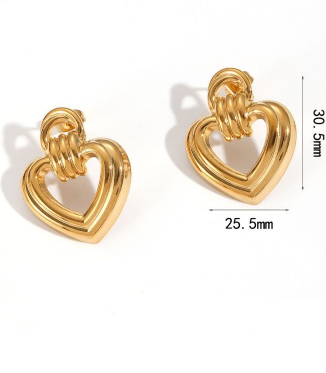Aretes dorados corazón