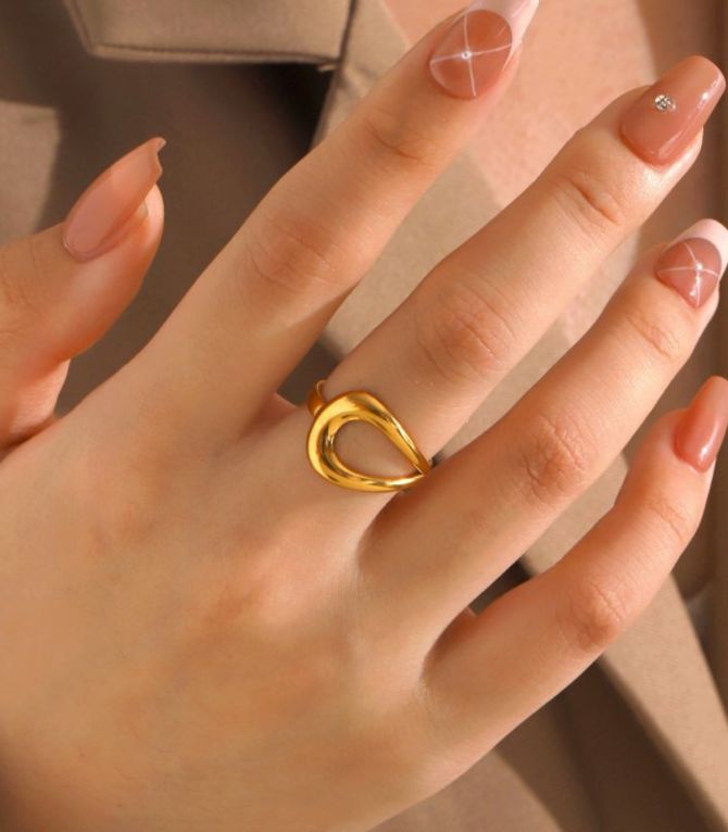 Anillos gold hollow