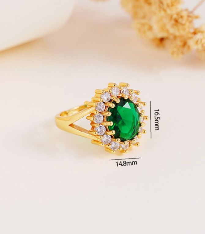 Anillo green oval diamonds