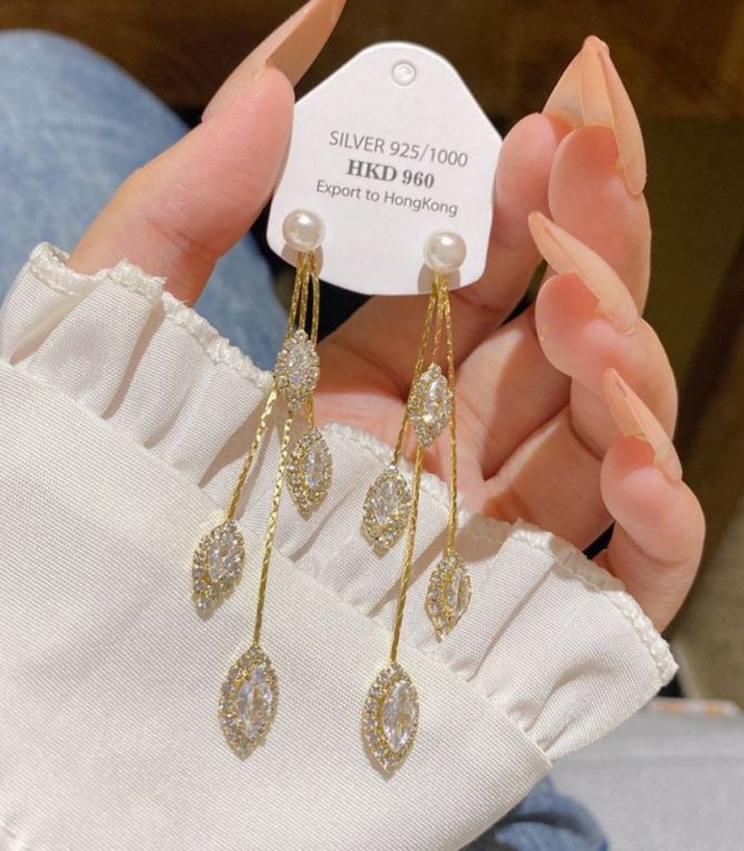 Aretes diamond pearl