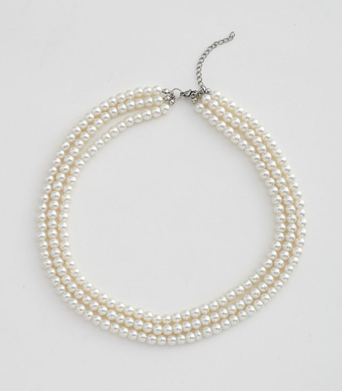Collar triple con perlas