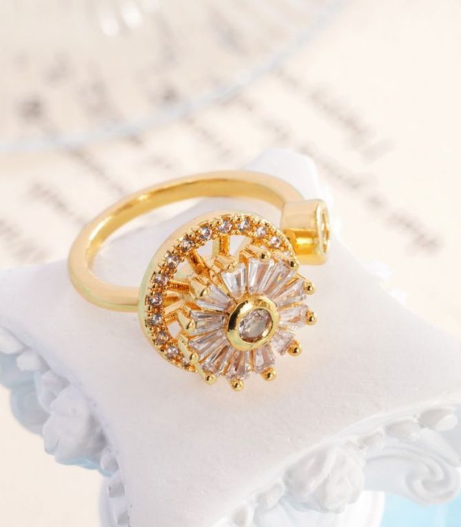 Anillo rotating flower