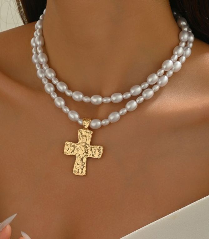 Collar pearl beaded cross double