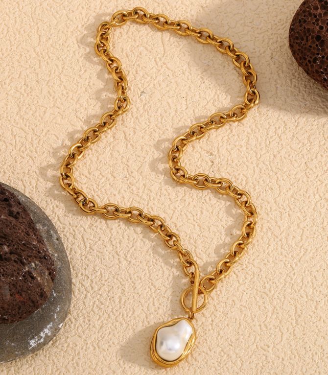 Collar con perla barroca