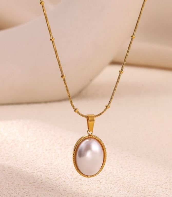 Collar perla oval
