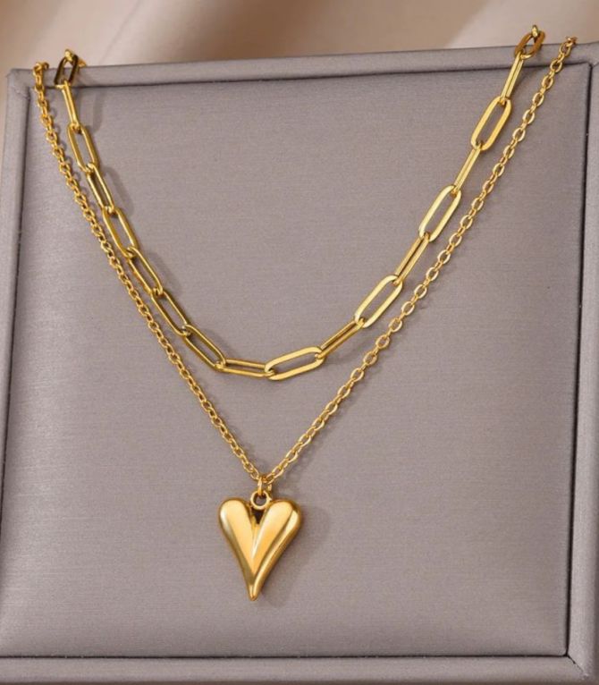 Collar doble con corazón