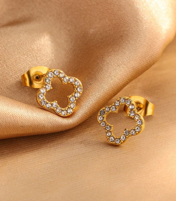 Aretes diamond petal
