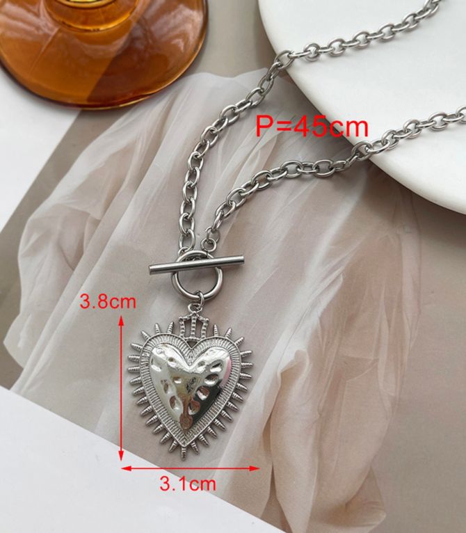 Collar heart ot buckle