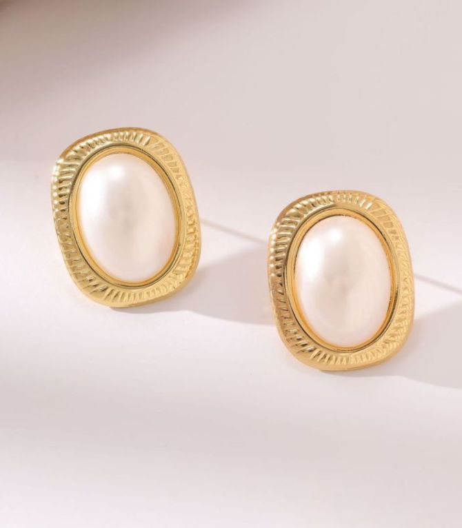 Aretes perla ovalo