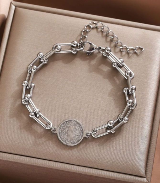 Brazalete San Benito plata