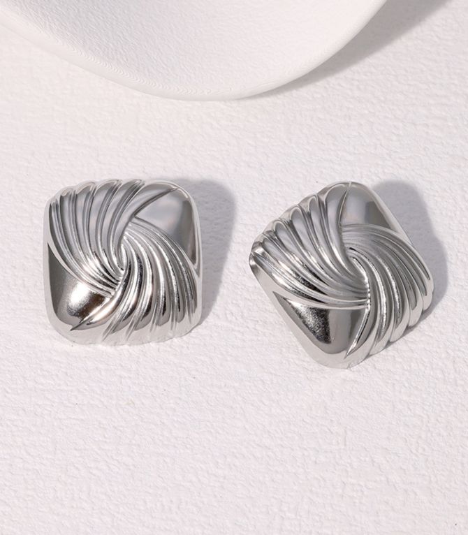 Aretes cuadrado plata