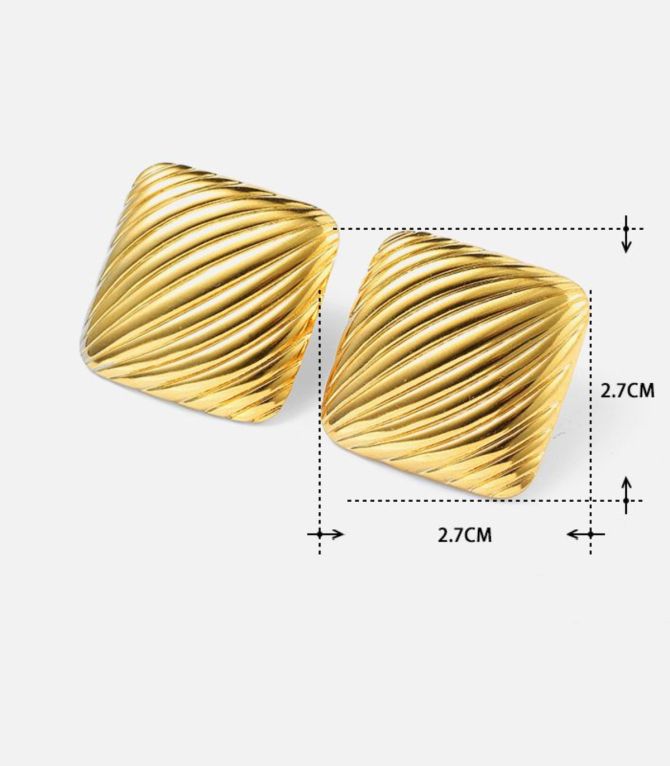Aretes cuadrado dorado