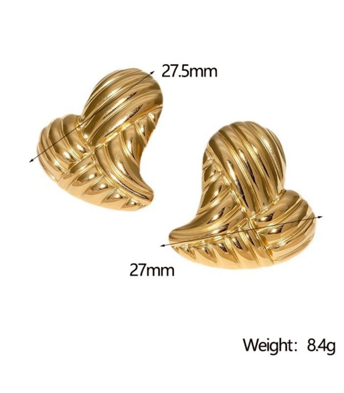 Aretes corazón dorado