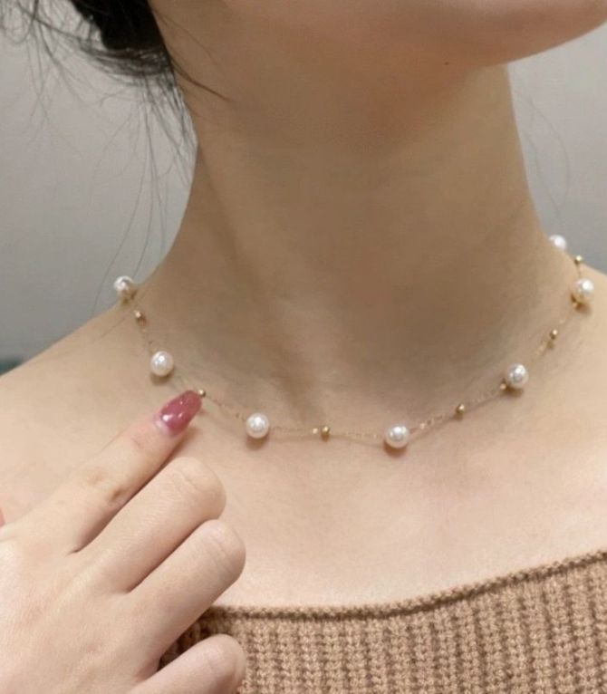 Collar con perlas