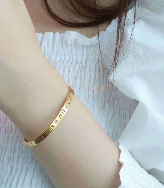 Brazalete romano gold